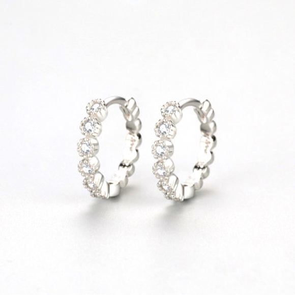 NEW 925 SILVER DIAMOND EARRINGS - Picture 1 of 6